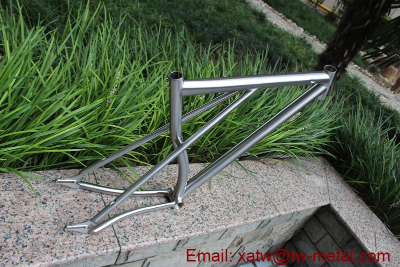 Titanium bike frame27