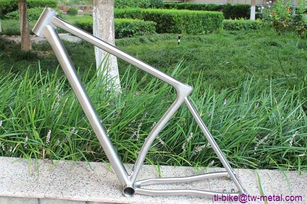 Titanium 3D printing bike frame with T47 BB