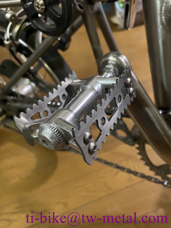 XACD made custom an-ti slip pedal plates 