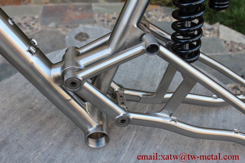 Ti suspension frame08