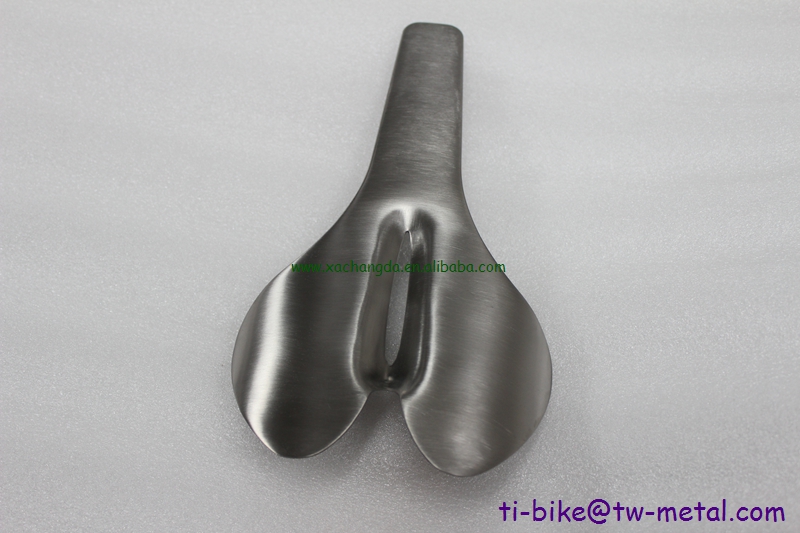 titanium bicycle saddle in 3d printing 