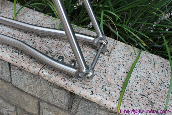 Titanium 3D printing bike frame with T47 BB