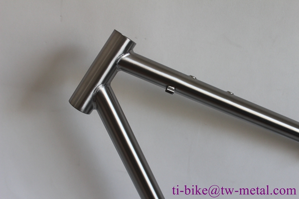 Titanium gravel bike frame with V brake