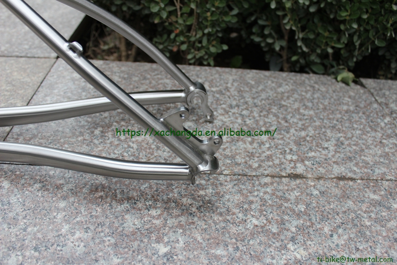 XACD Made Road Bike Frame with 451mm Small Wheel