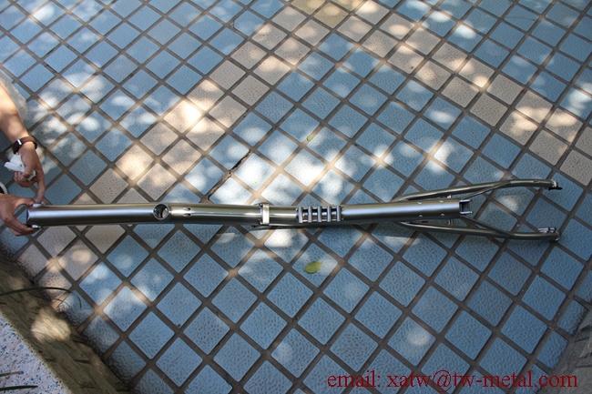 Ti recumbent frameset08