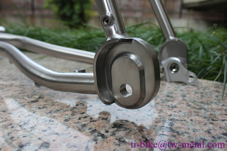 Ebike Frame with Down Tube for Battery Holder