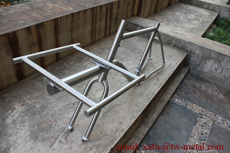 Ti cargo bike frame06