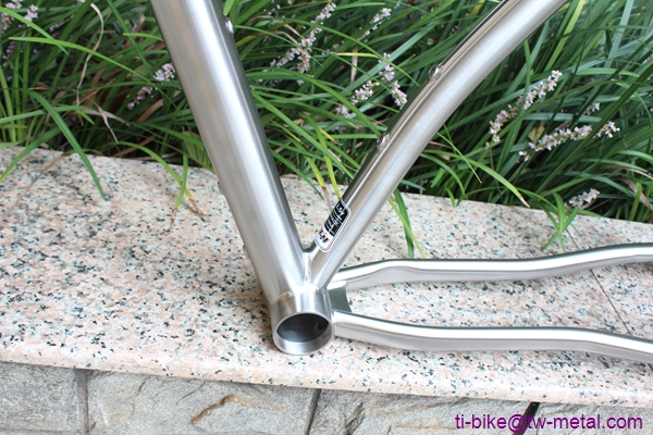 Titanium 3D printing bike frame with T47 BB