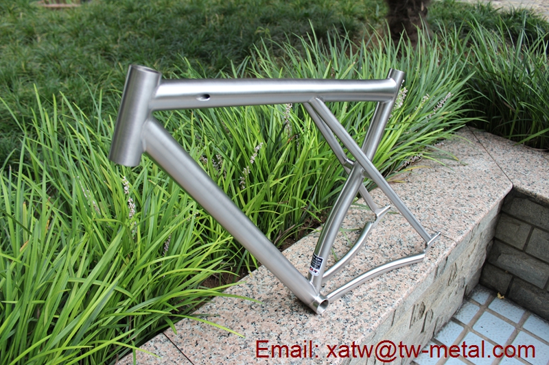 Titanium bike frame04