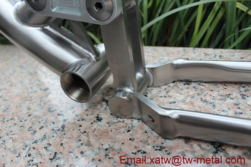 Ti suspension frame10