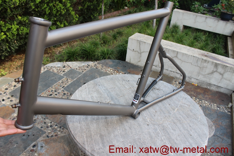 Titanium 451 frame11