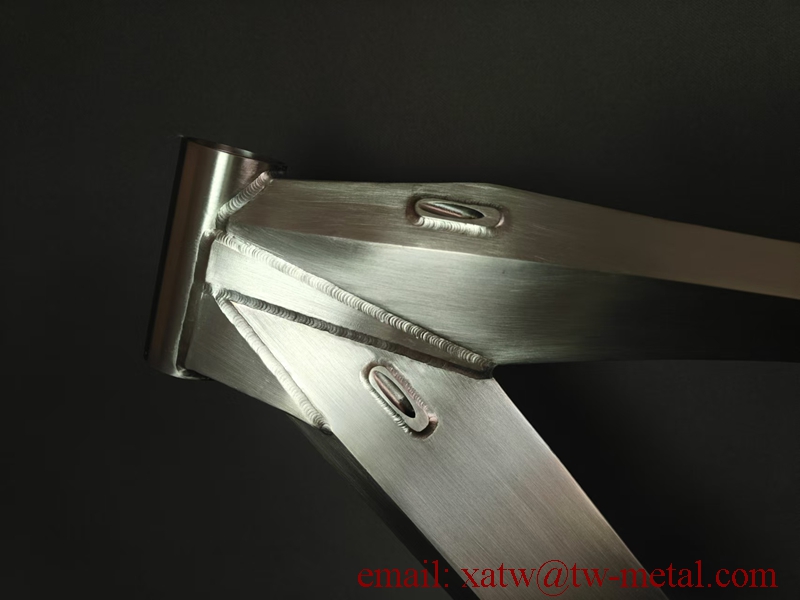 Ti TT bike frame10