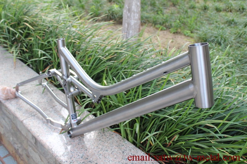 Ti suspension bike frame10