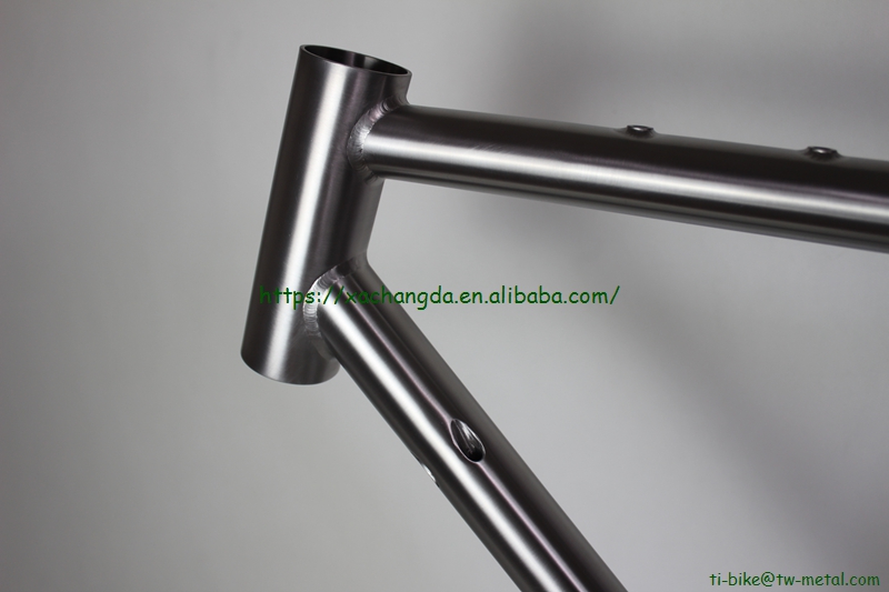 Titanium Gravel Bike Frame with Carbon Fork Custom