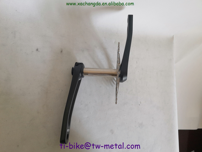 ISIS cranks in alu and axle plus chain ring in titanium alloy