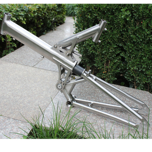 Custom titanium fold bike frame with 41T and 47T chain rings