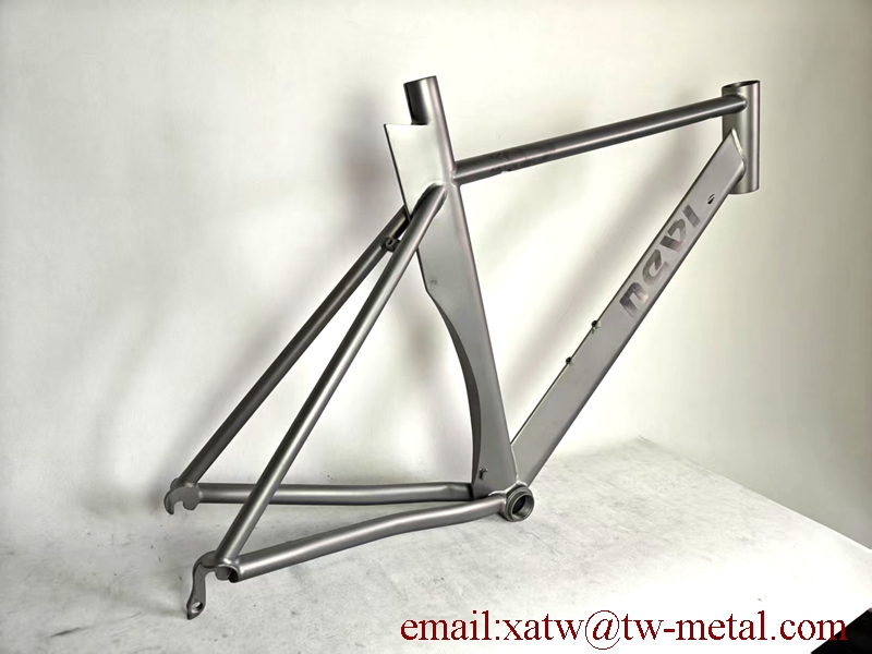 titanium TT bike frame water drop down tube