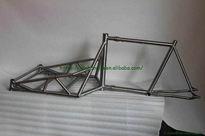 Bicycle Cargo Frame with Couplers And Sliding Dropouts with Heavy Load Rack