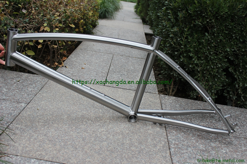 XACD Made Road Bike Frame with 451mm Small Wheel